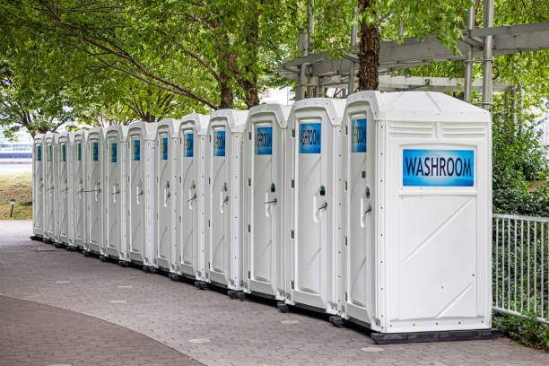 Best Portable restroom trailer rental  in Myrtletown, CA